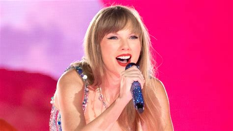 Nov 29, 2023 · Lisa Lake/TAS23/Getty Images for TAS. T Taylor Swift ’s The Eras Tour is poised to become the highest-grossing global tour of all time, according to Billboard ’s estimates. While no official ... 